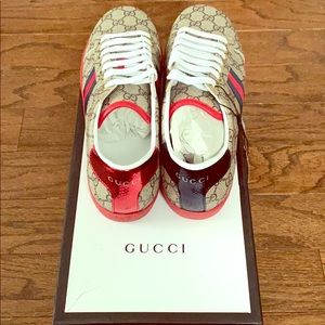 Brand New Men’s Gucci shoes